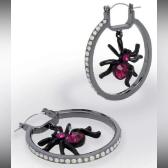 BETSEY JOHNSON Halloween Orbital Spiders Crystal-Studded Hoop Earrings NEW NWT - Picture 10 of 11